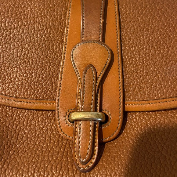 Vintage Dooney & Bourke Essex Crossbody Saddle Bag Leather Tan Brown - Picture 3 of 11